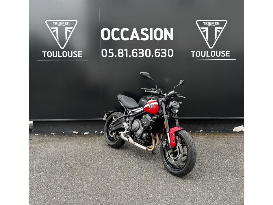 TRIUMPH TRIDENT 660