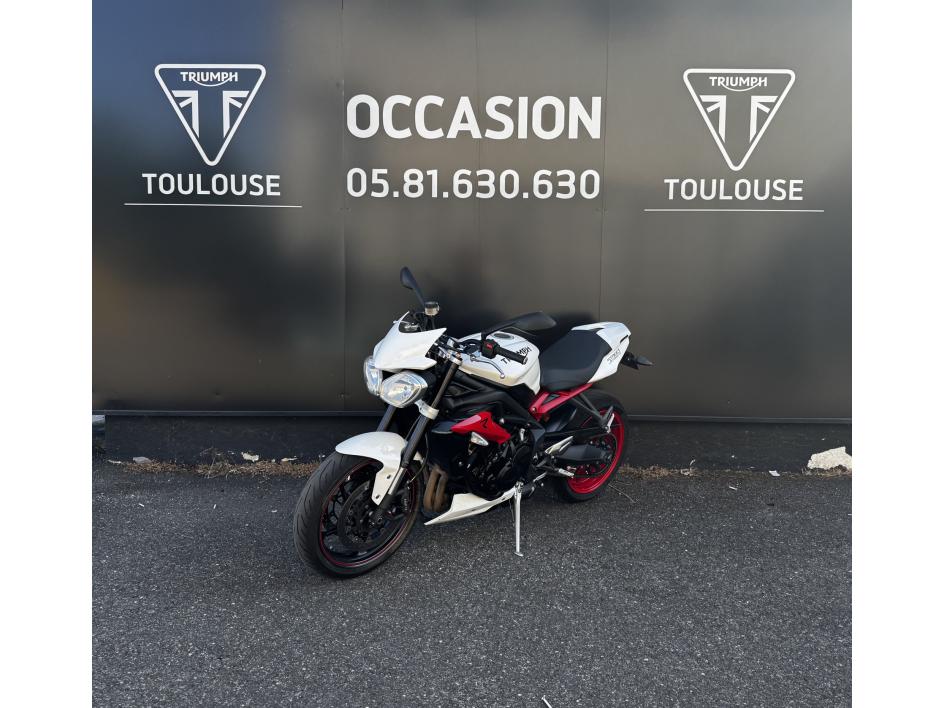 TRIUMPH STREET TRIPLE 675 R