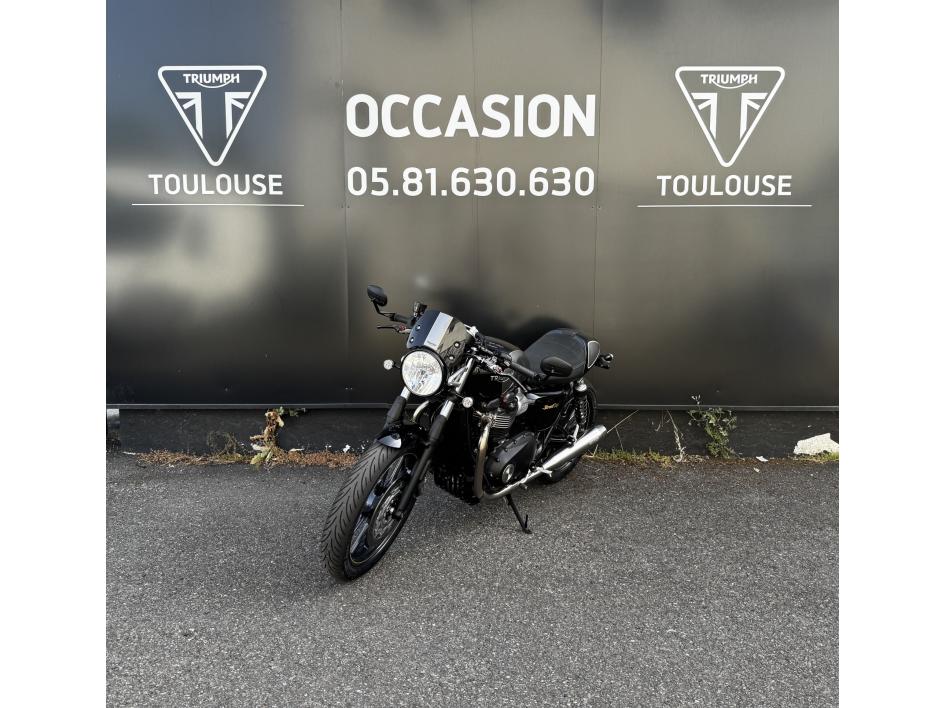 TRIUMPH STREET CUP